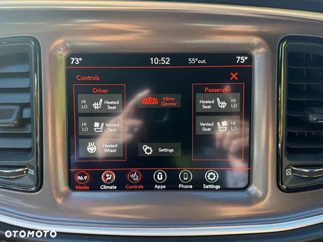 Dodge Challenger - 15