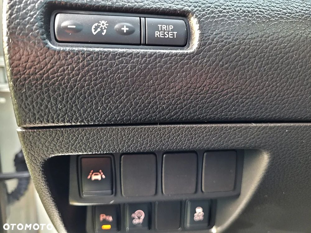 Nissan Qashqai 1.5 dCi N-Vision EU6 - 23