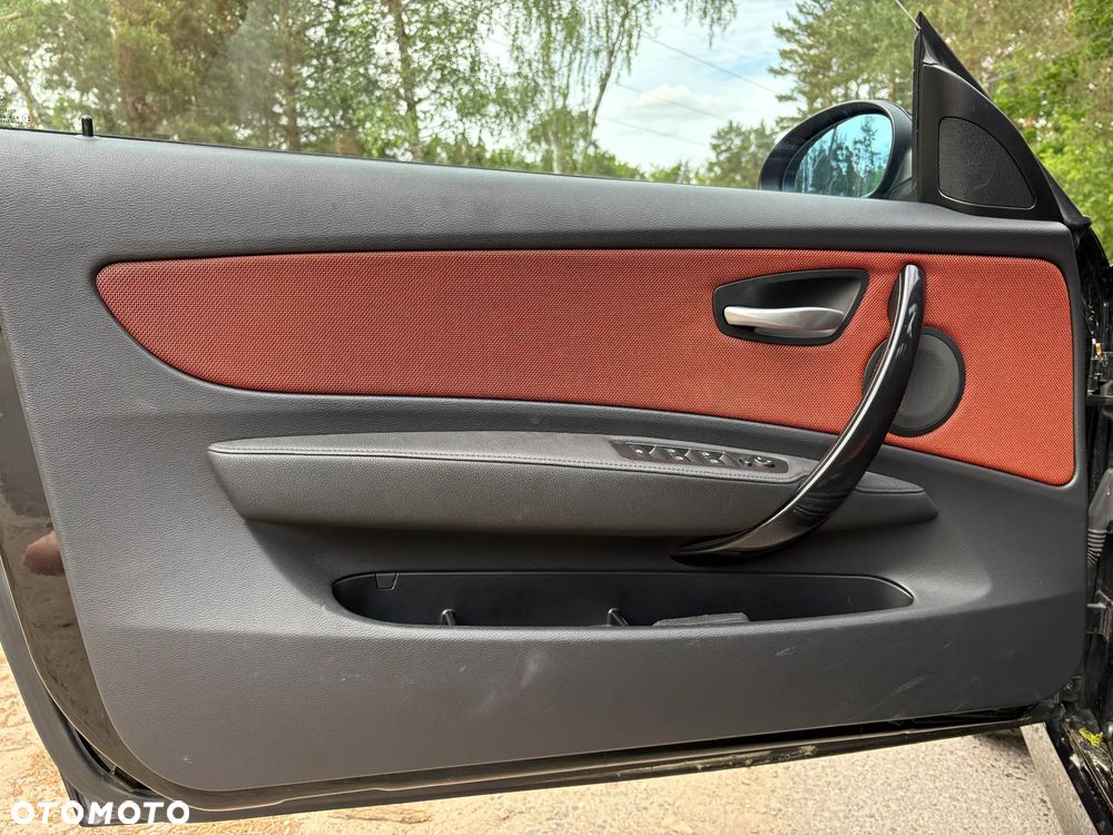 BMW Seria 1 118i - 22
