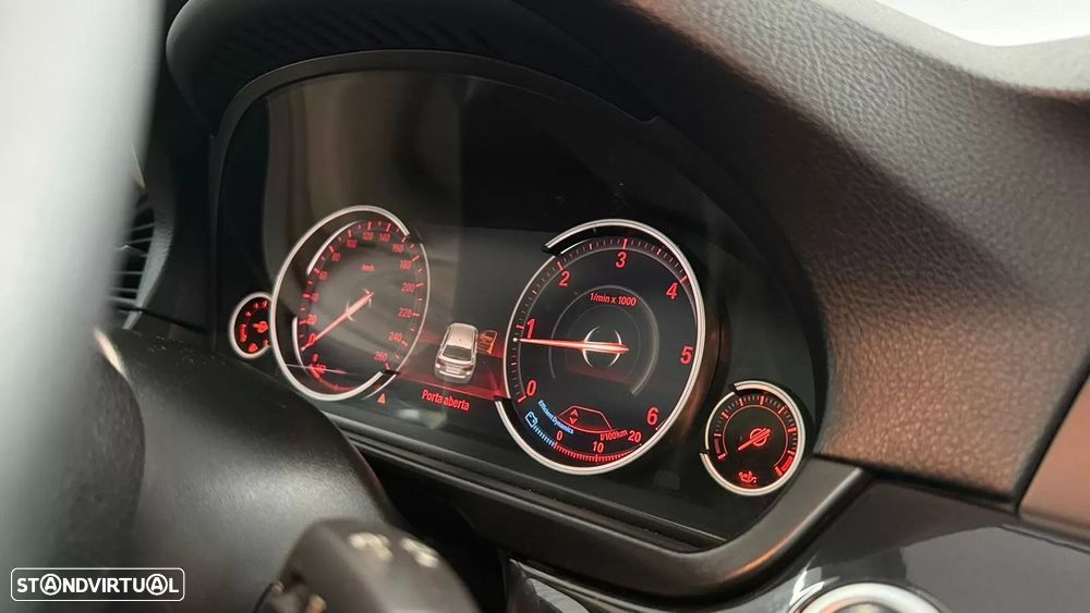 BMW 520 d Line Luxury - 39