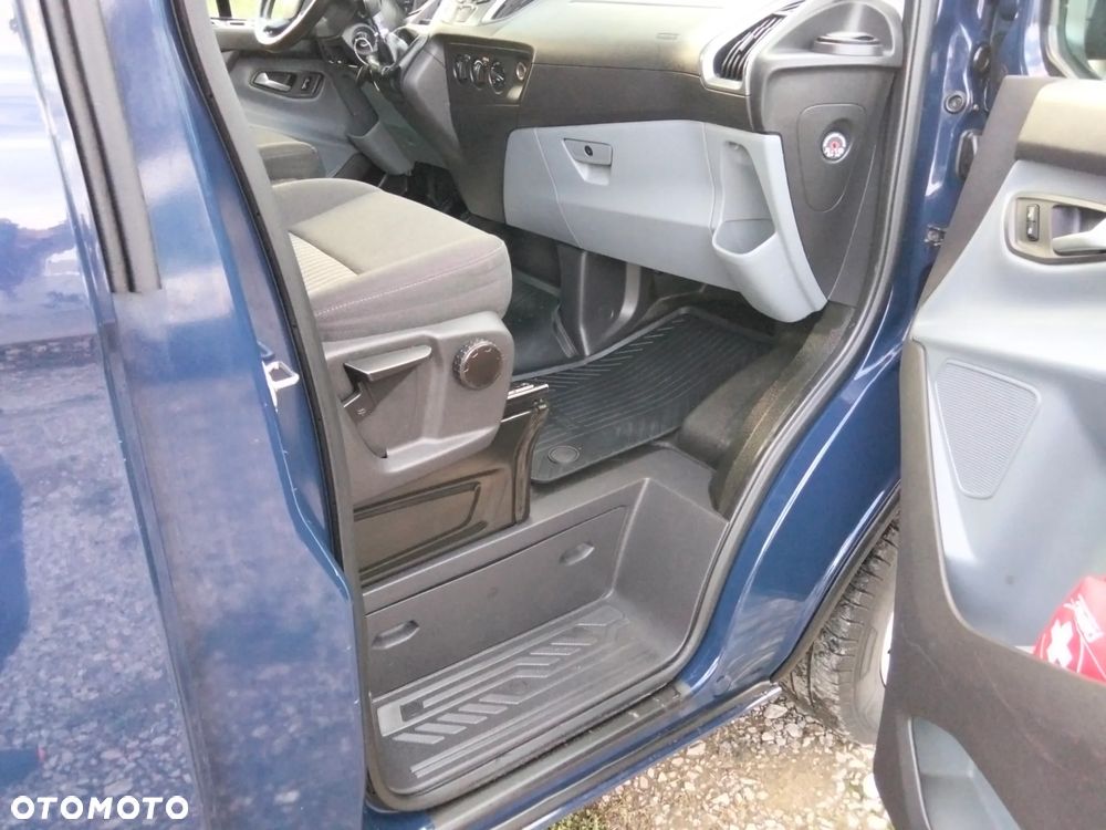 Ford Transit Custom - 24