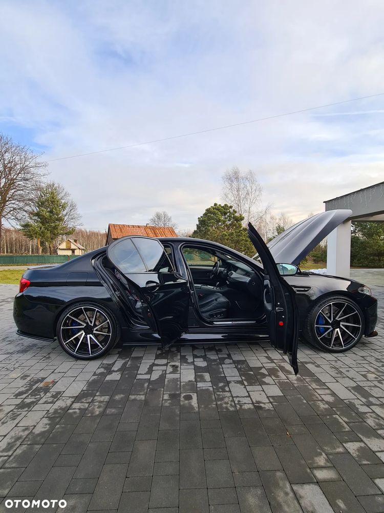 BMW M5 Standard - 25