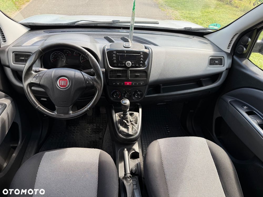 Fiat Doblo 2.0 16V Multijet Emotion - 10