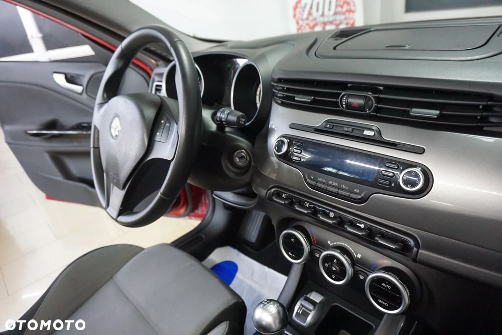Alfa Romeo Giulietta 2.0 JTDM 16V - 23