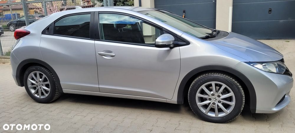 Honda Civic 1.8 Executive Navi - 11