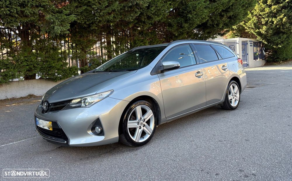 Toyota Auris Touring Sports 1.4 D-4D C.+P.Techo+P.Sport - 25