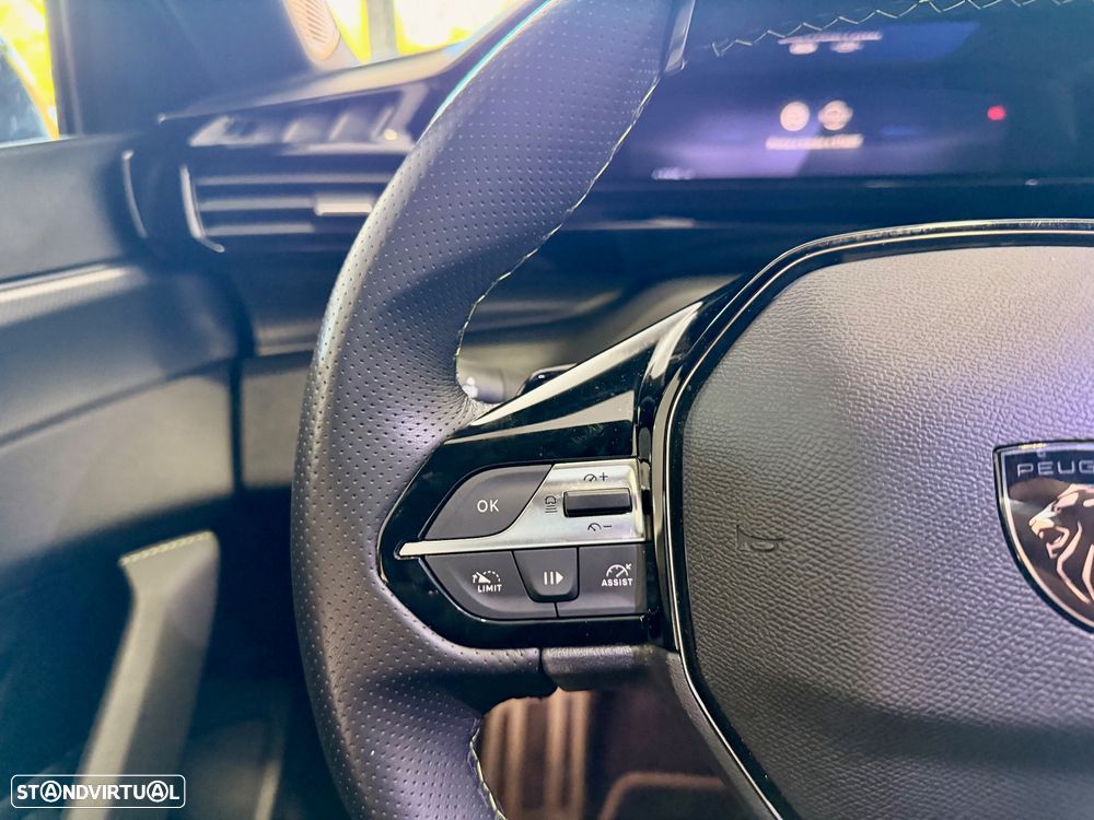 Peugeot 408 225 e-EAT8 GT - 36