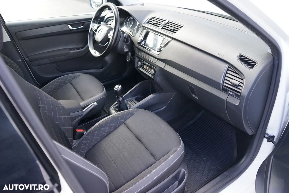 Skoda Fabia - 22