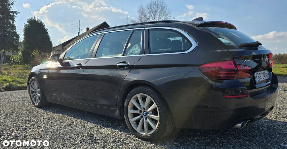 BMW Seria 5 520d xDrive - 3