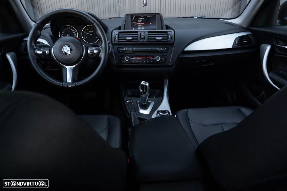 BMW 118 dA Line Sport - 12
