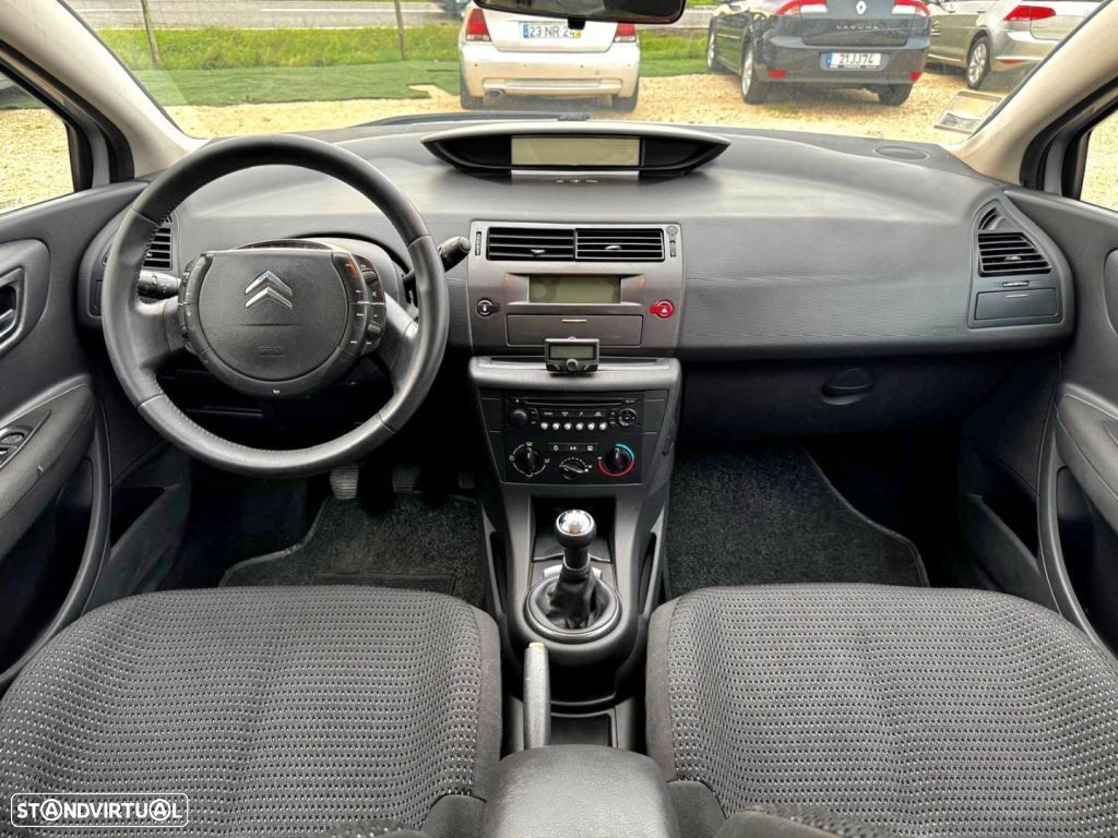 Citroën C4 1.6 HDi SX - 10