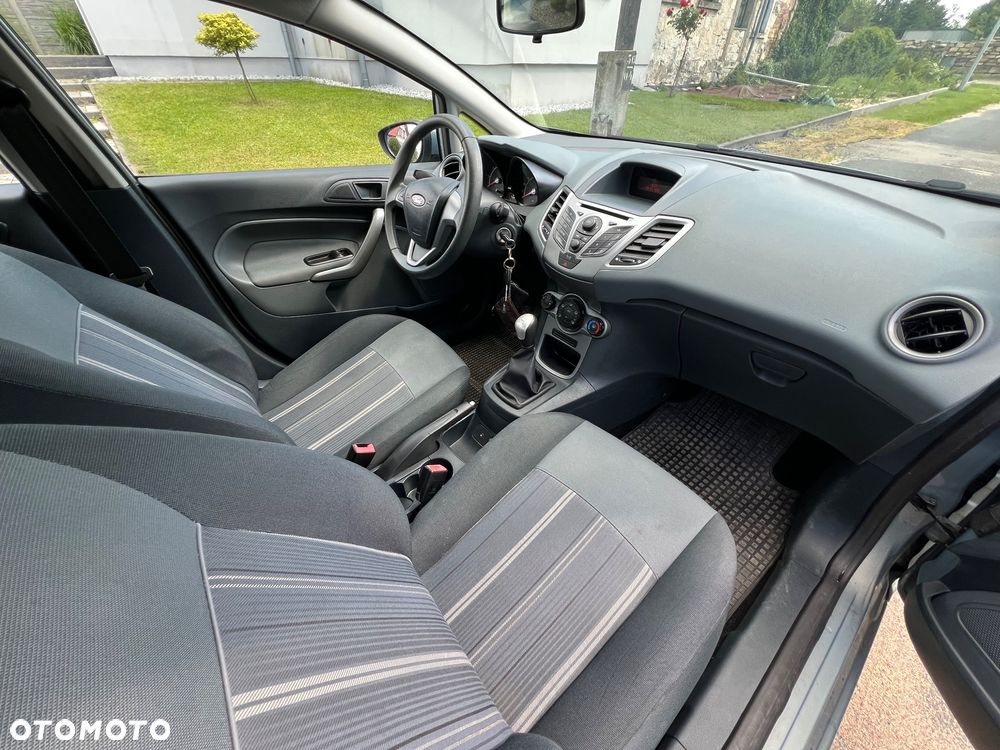 Ford Fiesta 1.25 Viva - 31