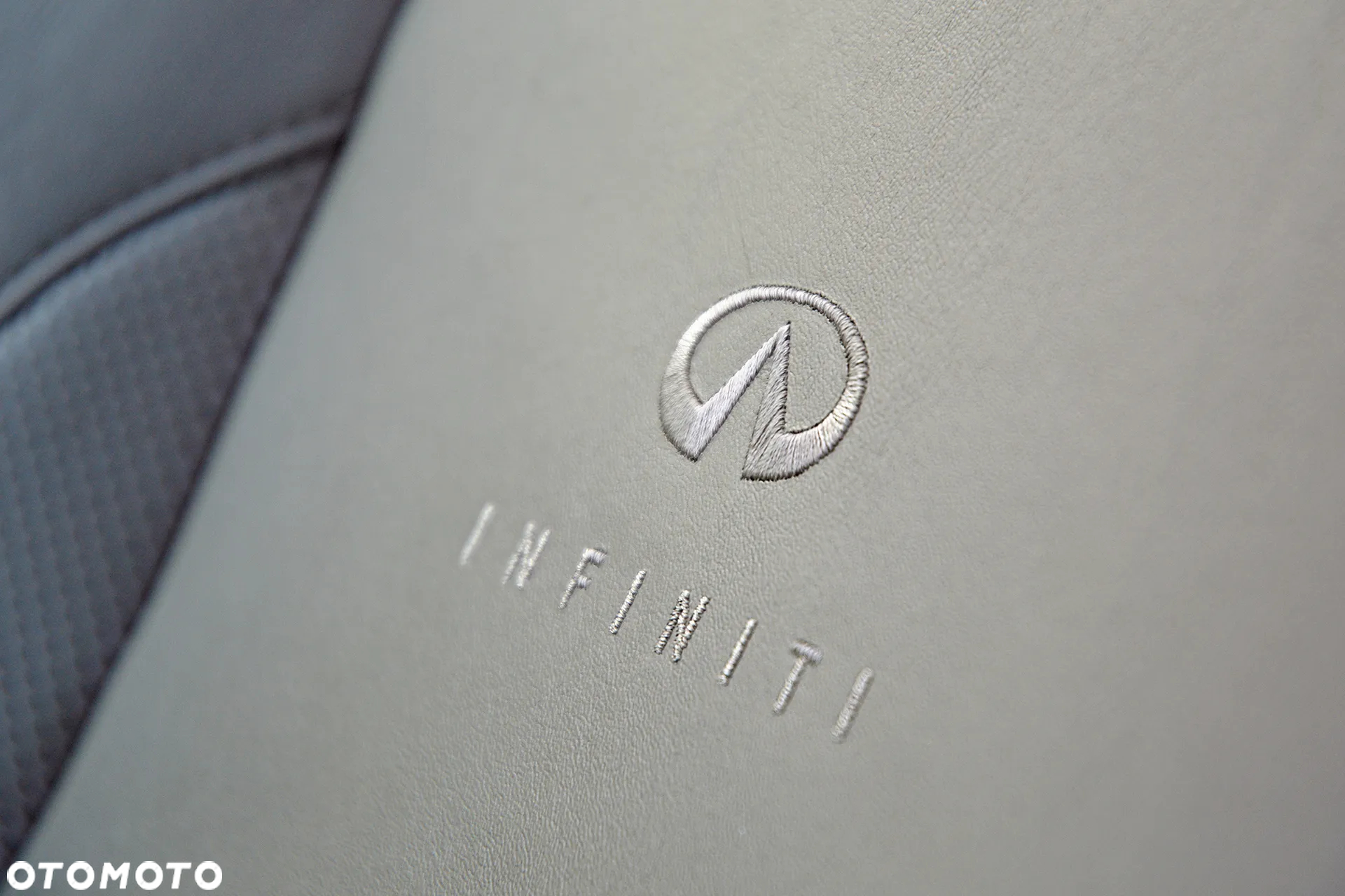 Infiniti G G37 S - 29