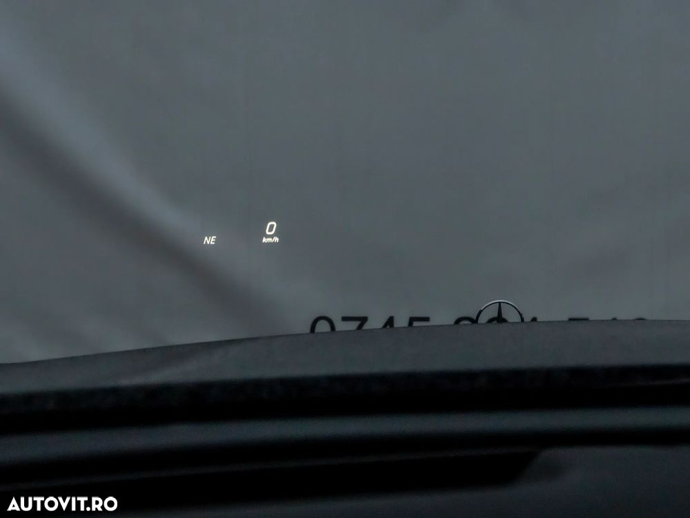 Mercedes-Benz E 220 d 4Matic 9G-TRONIC Avantgarde - 38