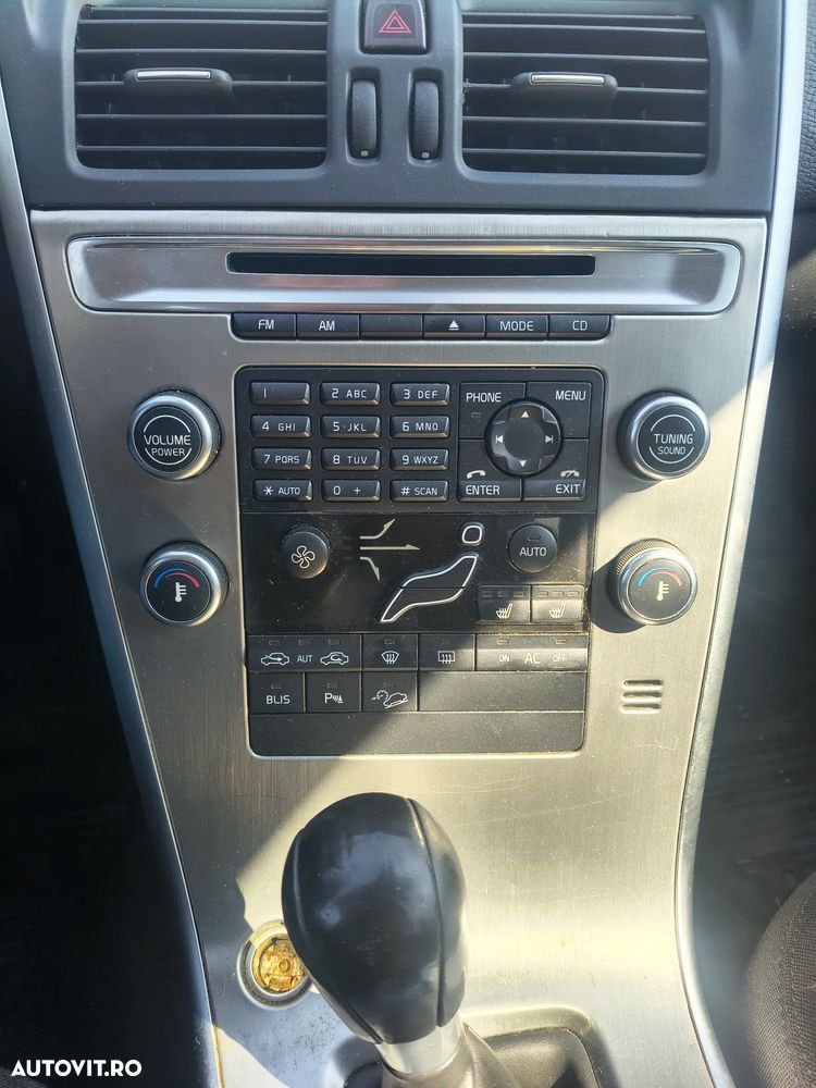 Volvo XC 60 D3 AWD Kinetic - 9