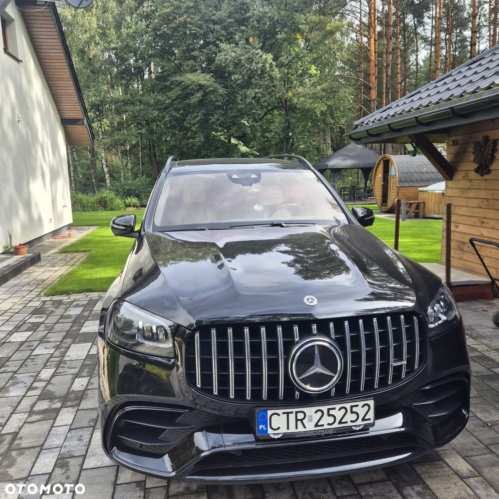 Mercedes-Benz GLS - 1