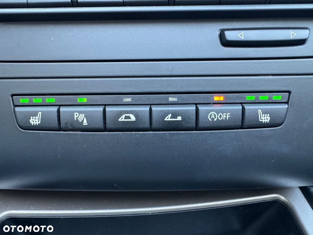 BMW Seria 1 118d - 16