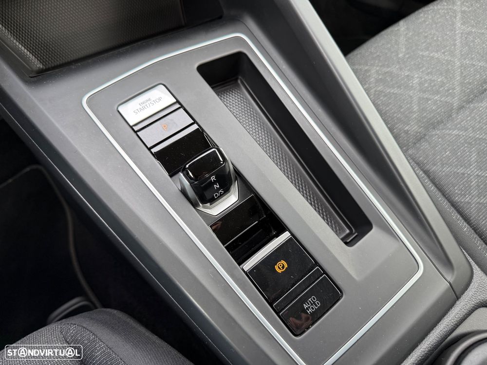 VW Golf 1.5 eTSI Life DSG - 26