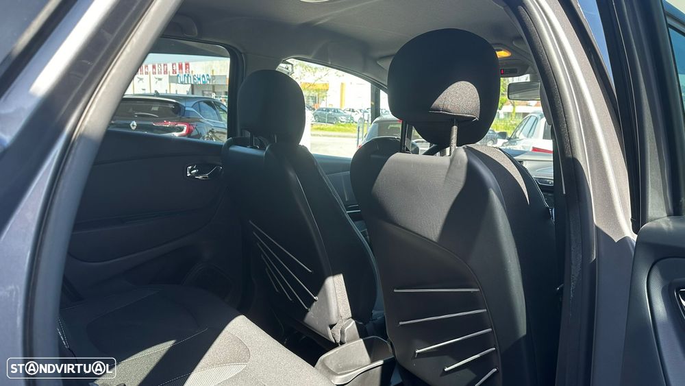 Renault Captur 1.5 dCi Exclusive - 21