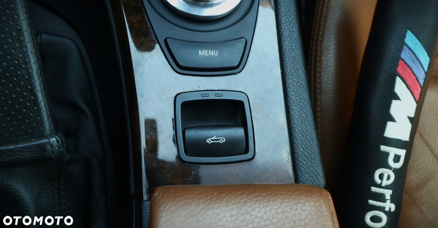BMW Seria 3 320i Cabrio - 31
