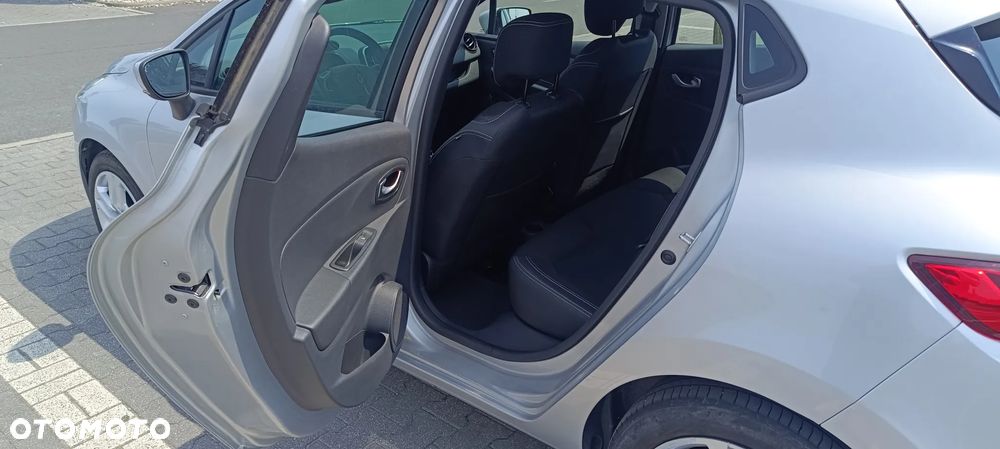 Renault Clio (Energy) TCe 90 Start & Stop INTENS - 14