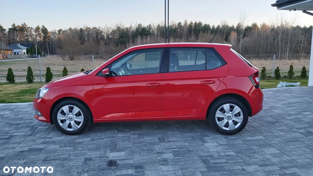 Skoda Fabia 1.2 TSI Active - 2