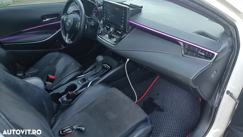 Toyota Corolla - 3