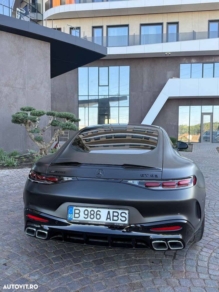 Mercedes-Benz AMG GT - 3