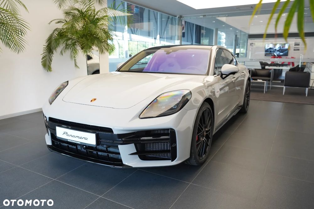 Porsche Panamera - 6