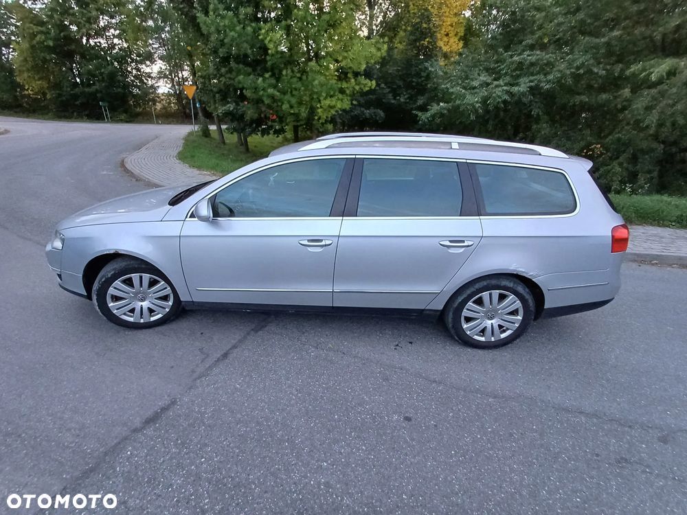 Volkswagen Passat 2.0 TDI DPF Highline - 5