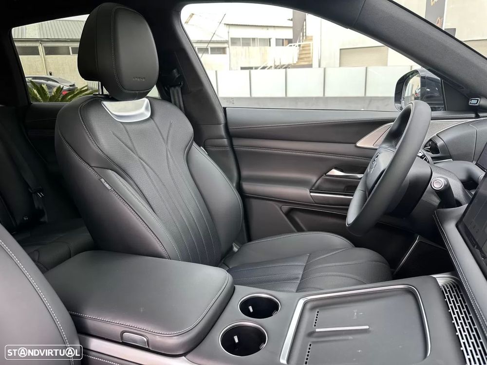 Xpeng G9 98 kWh AWD Performance + Pack Premium - 54