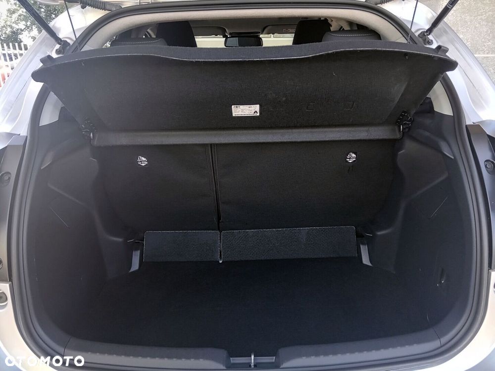 Toyota Yaris Hybrid 1.5 Style - 8
