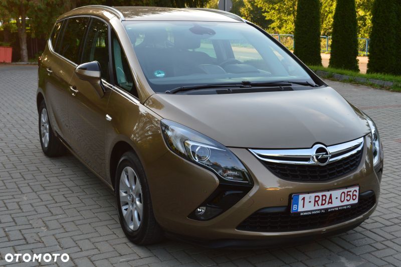 Opel Zafira - 2