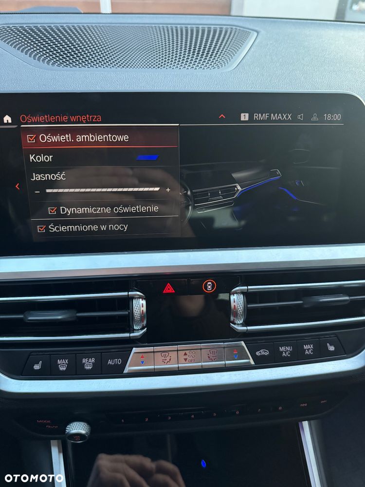 BMW Seria 3 320d Sport Line - 29