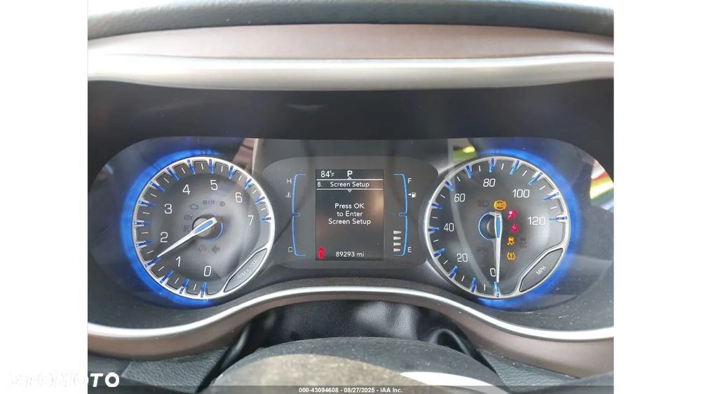 Chrysler Pacifica - 7