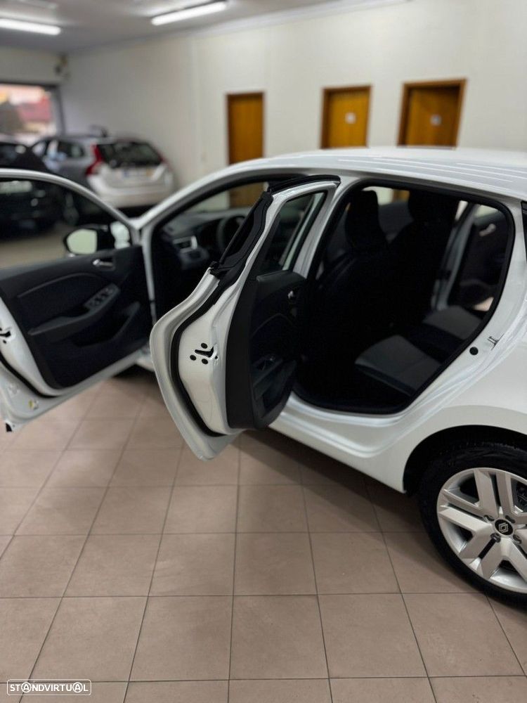 Renault Clio SCe 65 EVOLUTION - 11