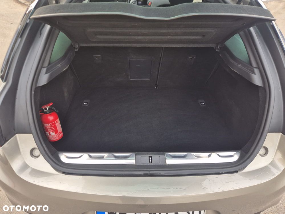 Citroën DS5 1.6 THP SoChic - 22