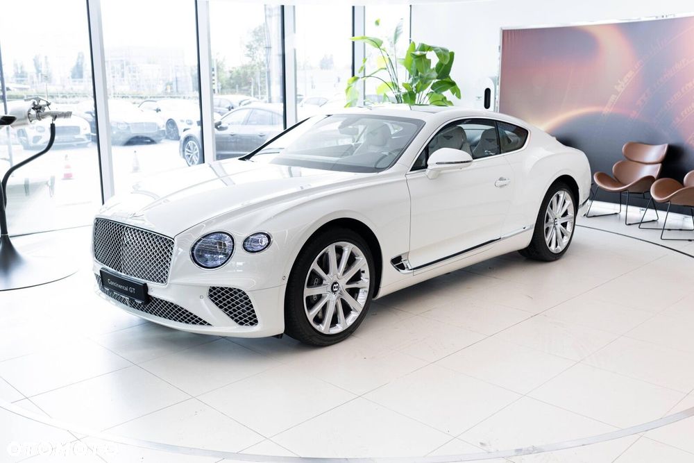 Bentley Continental GT - 11