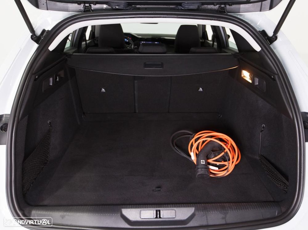 Peugeot 308 SW 1.6 Hybrid Active e-EAT8 - 12