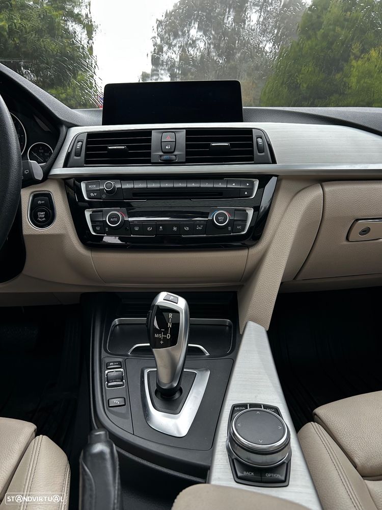 BMW 320 d Touring Line Sport Auto - 13