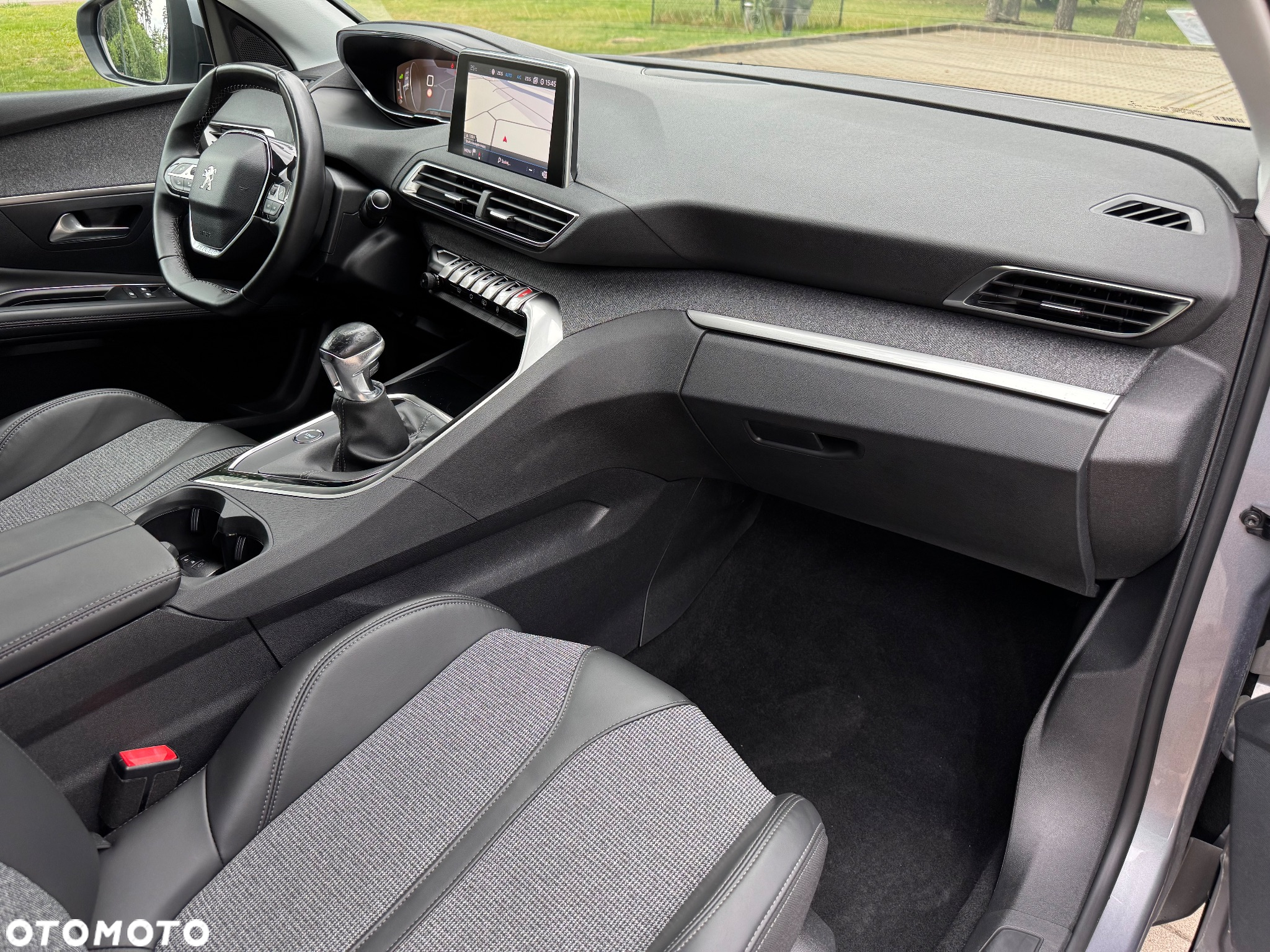 Peugeot 3008 PureTech 130 Stop & Start Allure - 22