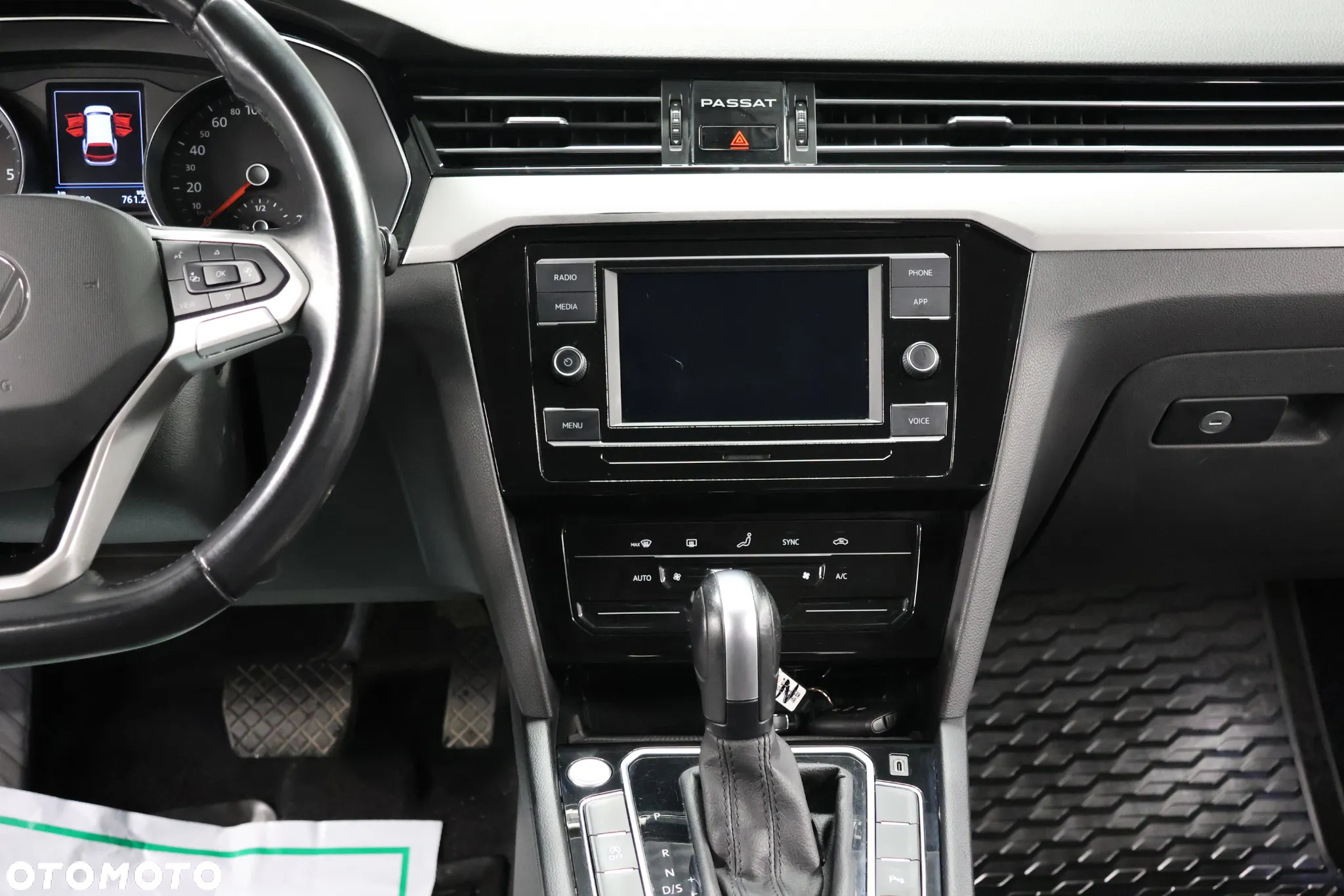 Volkswagen Passat 2.0 TDI EVO Elegance DSG - 6