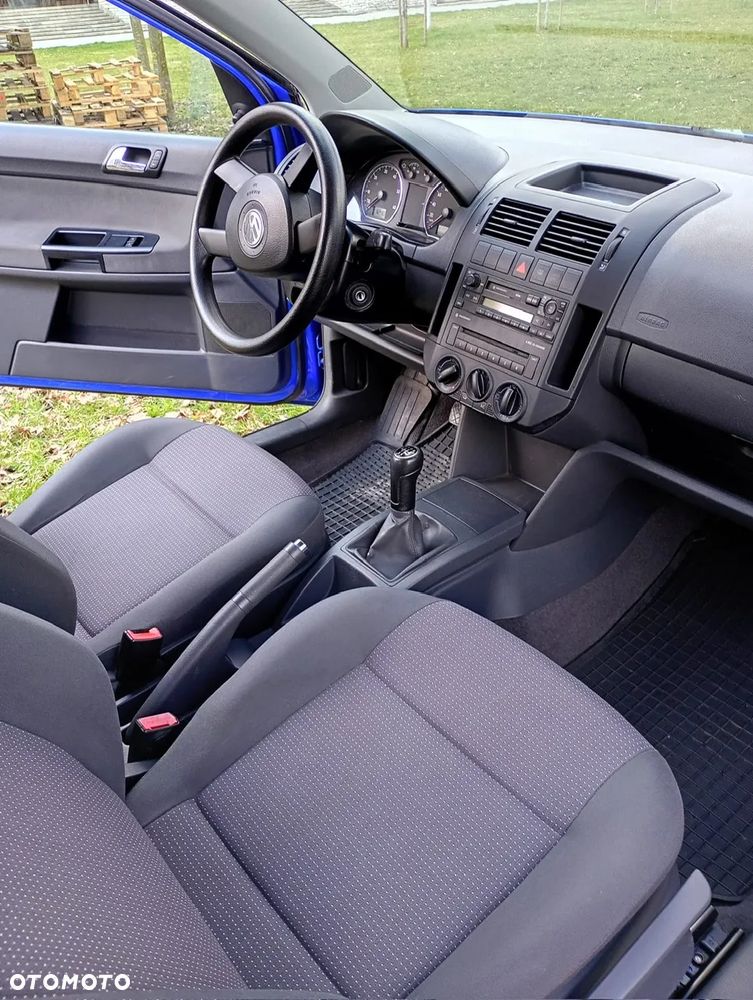 Volkswagen Polo 1.2 12V Comfortline - 19