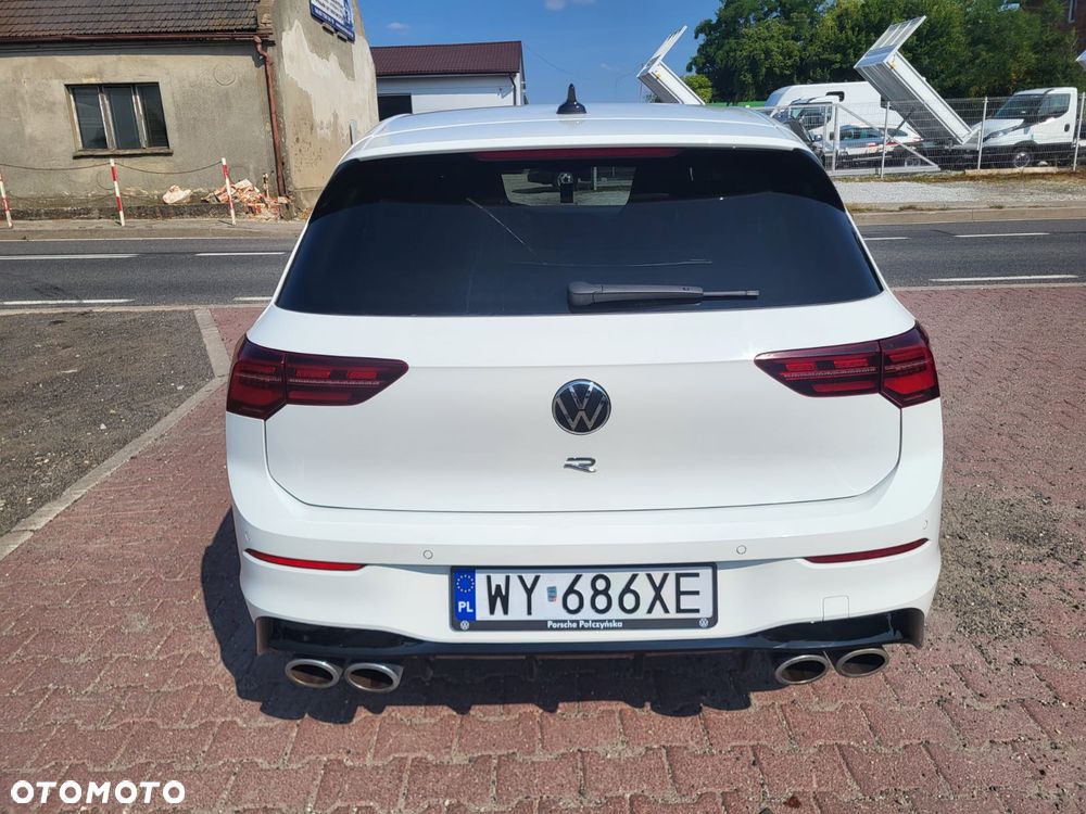 Volkswagen Golf - 9