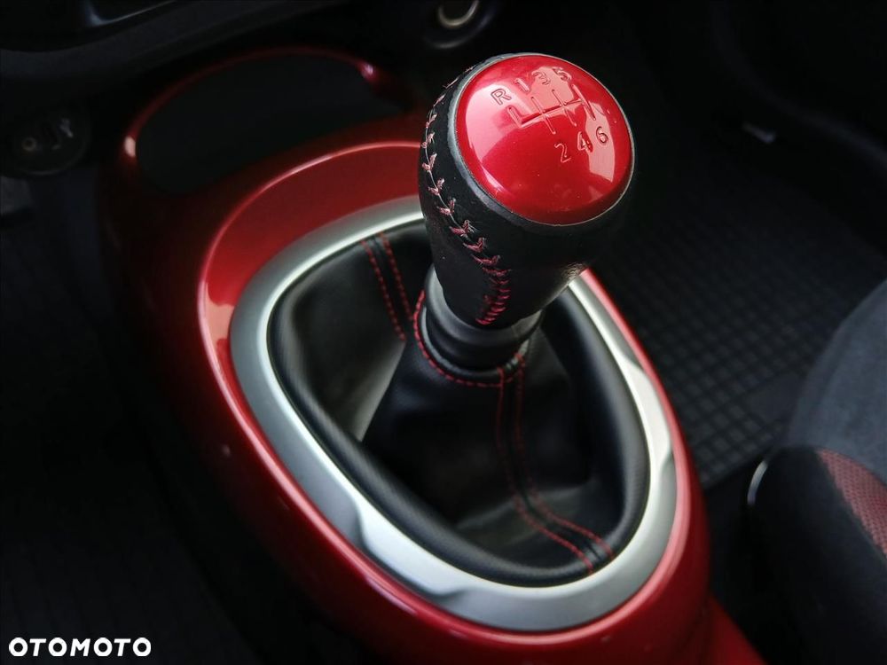 Nissan Juke 1.2 DIG-T N-Connecta EU6 - 19