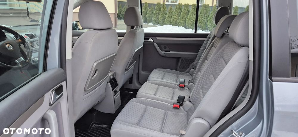 Volkswagen Touran 2.0 TDI Trendline - 12