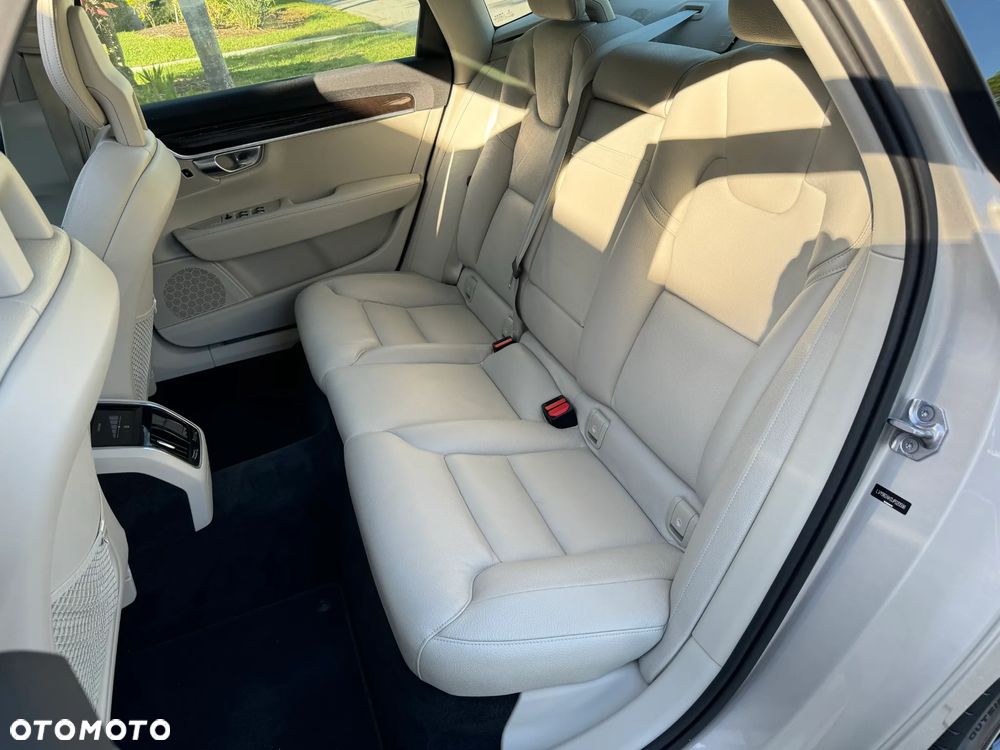 Volvo S90 T5 Momentum - 22