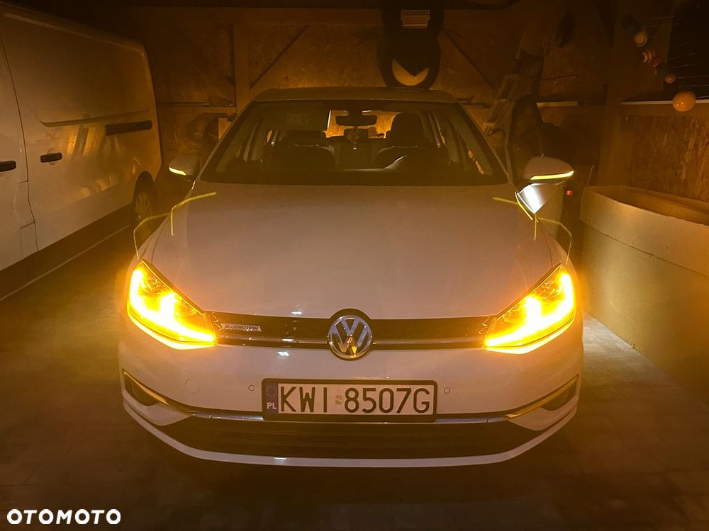 Volkswagen Golf 2.0 TDI BMT Comfortline - 11