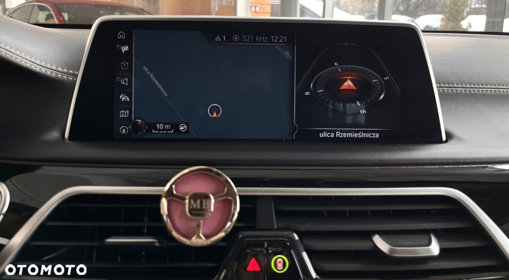 BMW Seria 7 740d xDrive - 34