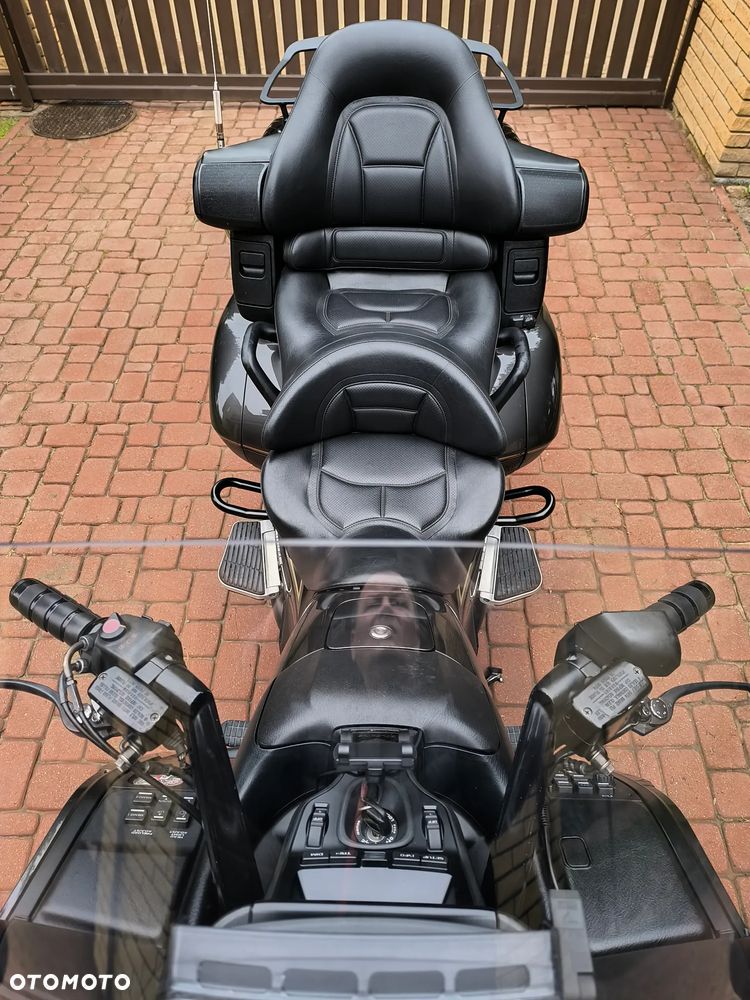 Honda GL - 9
